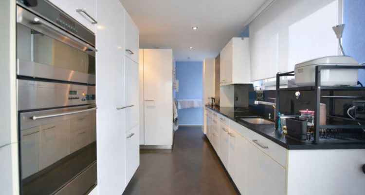 Sublime attique traversant image 2