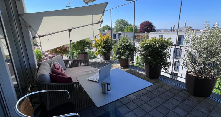 Sublime attique traversant image 11