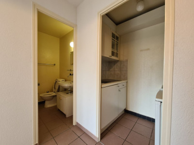 Studio au 7e étage image 4