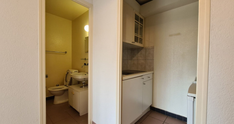 Studio au 7e étage image 4