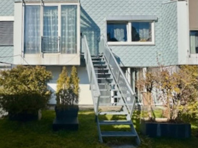 Maison mitoyenne avec deux logements, possibilités activité indépendante, location.. image 10