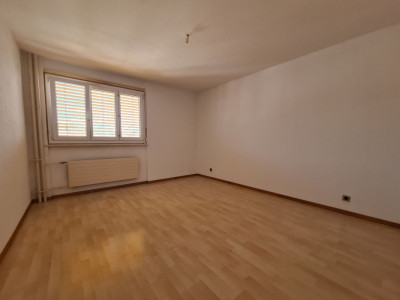 Appartement de 2.5 pièces au 10e étage image 4