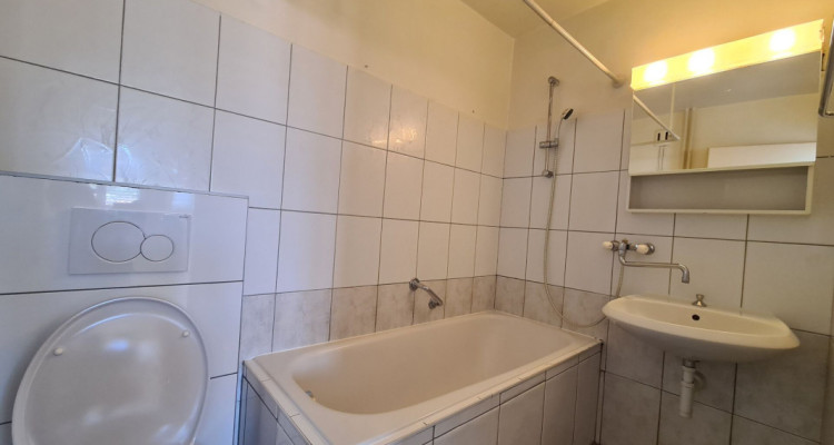 Appartement de 2.5 pièces au 10e étage image 5