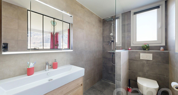 Superbe maison mitoyenne en bout de rangée image 9