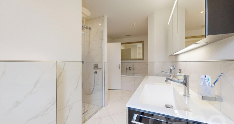 Modernes 5.5-Zimmer Reiheneckhaus mit Garten in Aristau image 10