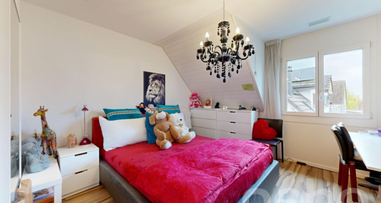 Modernes 5.5-Zimmer Reiheneckhaus mit Garten in Aristau image 12