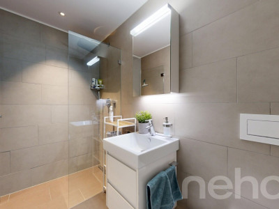 Neuwertige 4.5-Zimmerwohnung mit hochwertigem Ausbaustandard image 9