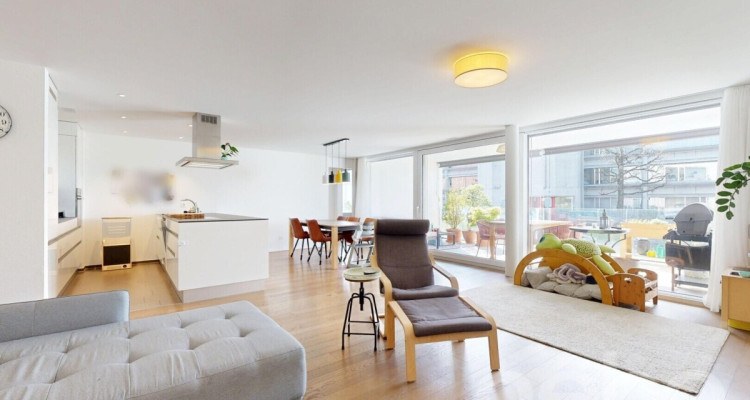 Neuwertige 4.5-Zimmerwohnung mit hochwertigem Ausbaustandard image 4