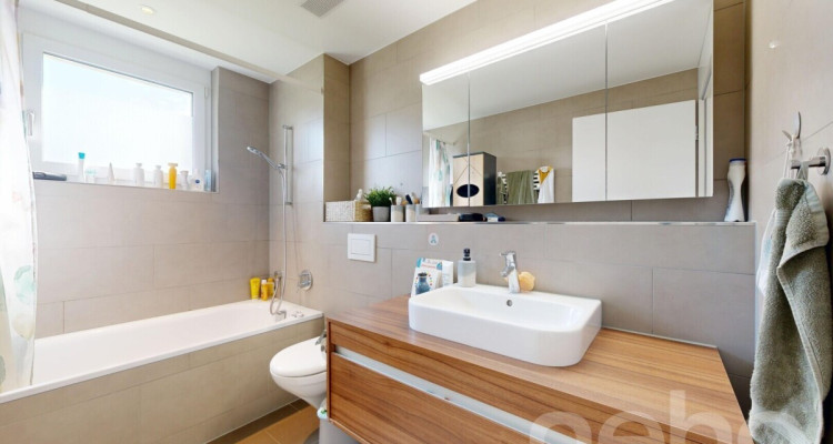 Neuwertige 4.5-Zimmerwohnung mit hochwertigem Ausbaustandard image 10