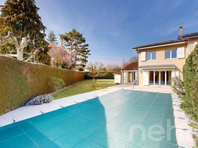 Dans un quartier de villas image 1