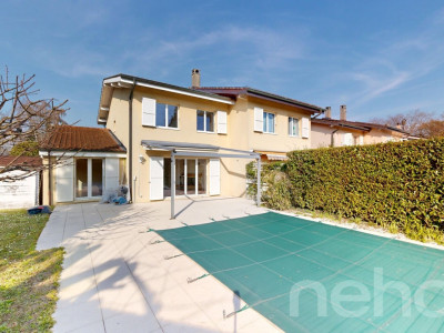 Dans un quartier de villas image 2