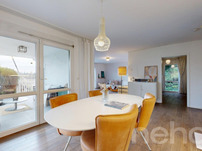 Einfamilienhaus mit Panoramaaussicht und Gartenparadies in Ebikon image 5