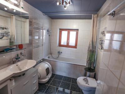 Maison villageoise de 4,5 pièces, toute rénovée et agrandie, vue magnifique image 13