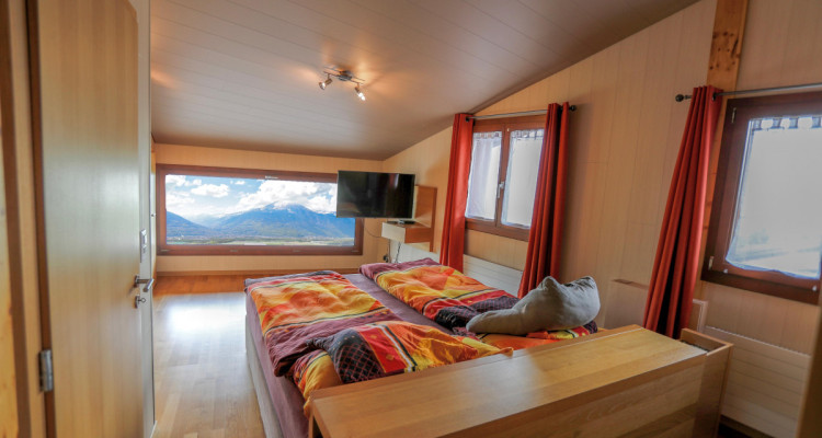 Maison villageoise de 4,5 pièces, toute rénovée et agrandie, vue magnifique image 10