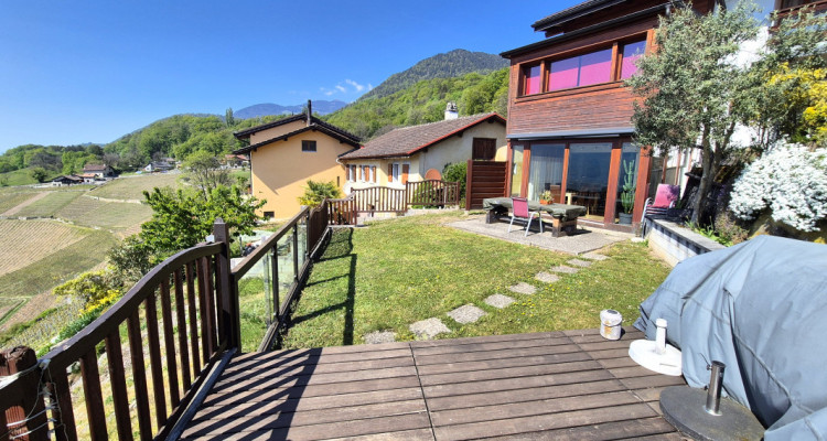 Maison villageoise de 4,5 pièces, toute rénovée et agrandie, vue magnifique image 3