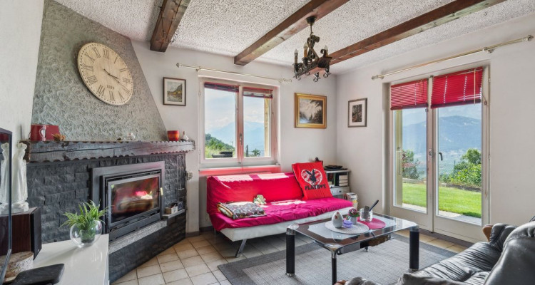 Chalet avec grand terrain, vue sur les Alpes et calme absolu image 6