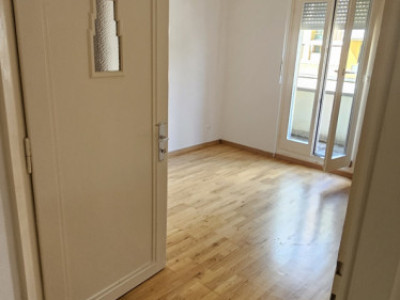 4 pièces au 4ème étage - Rue du Sablon 23 à Morges image 8