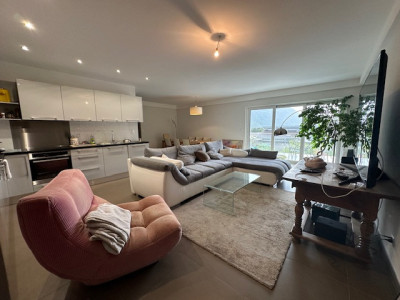 BEL APPARTEMENT DANGLE EN ATTIQUE AU CENTRE DU VILLAGE DEVIONNAZ image 4