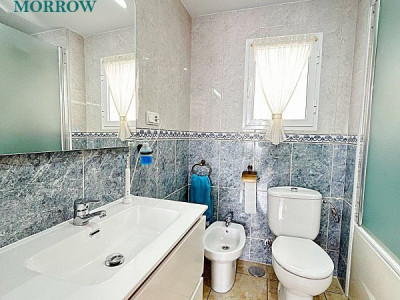 Appartement rénové meublé disponible de suite dans une station balnéaire  image 5