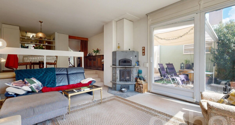 Charmantes Reihenmittelhaus mit sonnigem Garten in Unterengstringen image 4