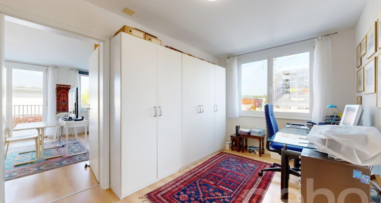 Attraktives 5.5-Zimmer Reiheneckhaus mit pflegeleichtem Garten image 9