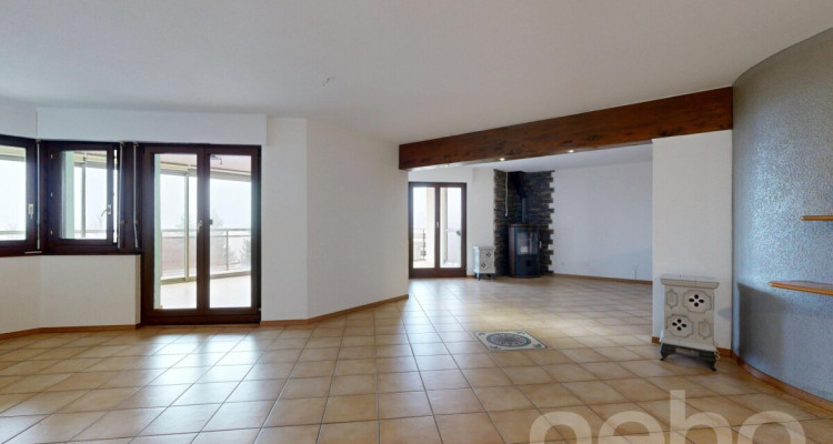 Appartement avec panorama sur le lac et les Alpes, proche du centre image 5