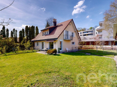 Cadre serein et luminosité exceptionnelle pour cette maison familiale image 1