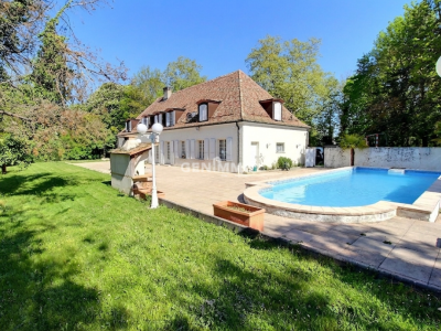 Domaine avec potentiel infini image 2