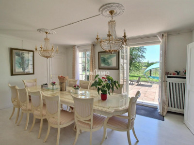 Domaine avec potentiel infini image 5