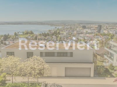Reserviert: Exklusive 4.5-Zimmer-Terrassenwohnung mit direktem Liftzugang und See-, Berg- und Stadtsicht in Zug image 1