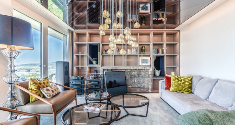 Exklusive 4.5-Zimmer-Terrassenwohnung mit direktem Liftzugang und See-, Berg- und Stadtsicht in Zug image 4