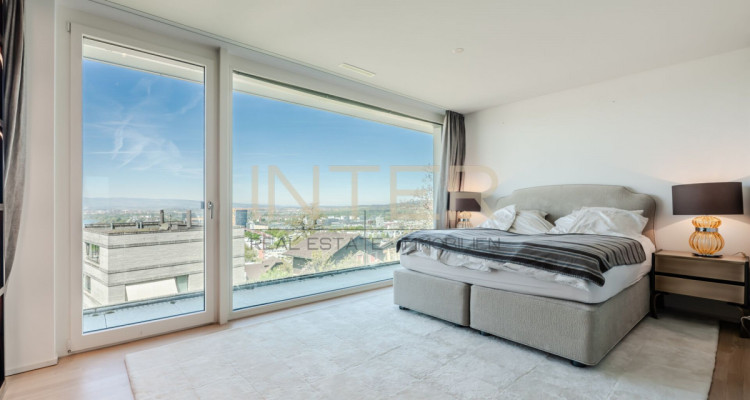 Exklusive 4.5-Zimmer-Terrassenwohnung mit direktem Liftzugang und See-, Berg- und Stadtsicht in Zug image 11