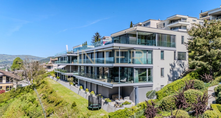 Reserviert: Exklusive 4.5-Zimmer-Terrassenwohnung mit direktem Liftzugang und See-, Berg- und Stadtsicht in Zug image 8