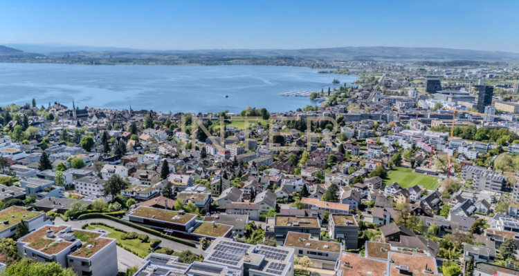 Reserviert: Exklusive 4.5-Zimmer-Terrassenwohnung mit direktem Liftzugang und See-, Berg- und Stadtsicht in Zug image 10