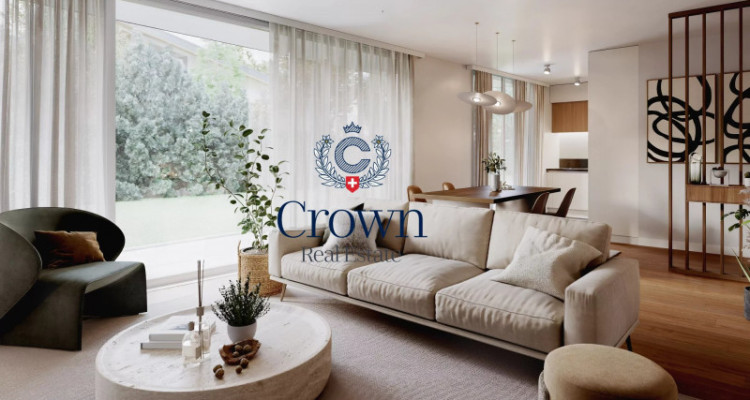 Contemporary elegance in a wooded setting image 11