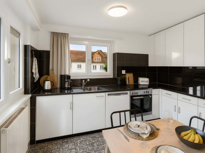 Appartement rénové avec goût – marbre dans toutes les pièces de vie image 5