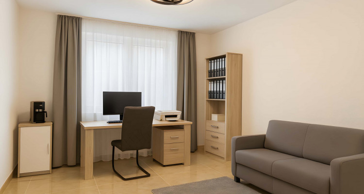 Appartement rénové avec goût – marbre dans toutes les pièces de vie image 2