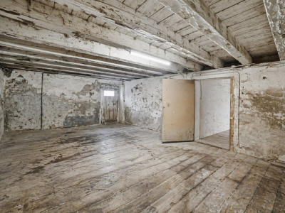 Grange à rénover avec de beaux volumes et potentiel de transformation en plusieurs appartements image 5