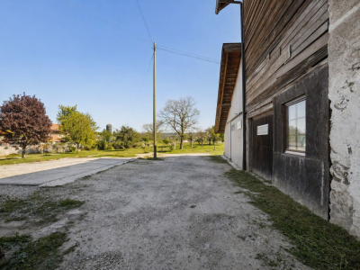 Grange à rénover avec de beaux volumes et potentiel de transformation en plusieurs appartements image 8