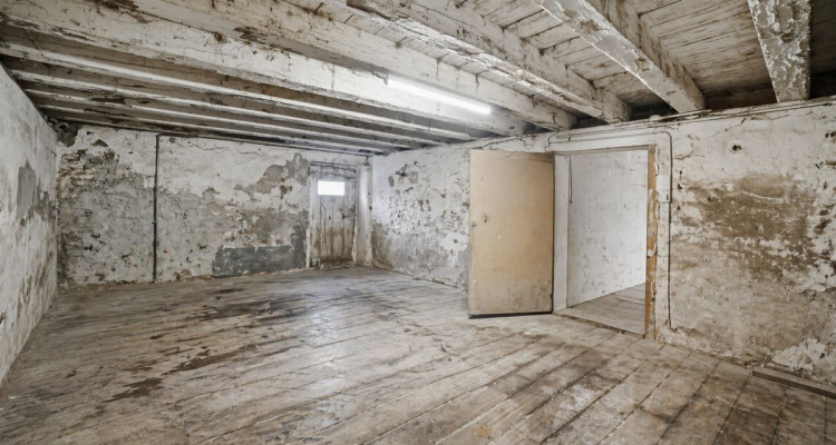 Grange à rénover avec de beaux volumes et potentiel de transformation en plusieurs appartements image 5