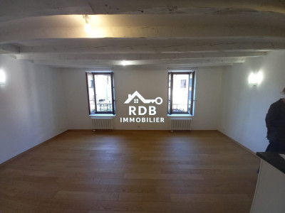 Appartement de 2,5 pièces au 1er étage sans ascenseur situé à Chêne-Bourg 1225  image 2