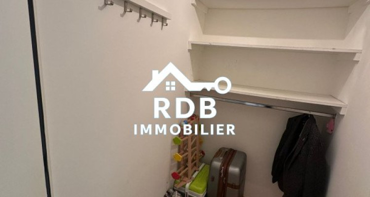 Appartement en duplex de 4,5 pièces au 1er étage situé à Onex 1213 image 6