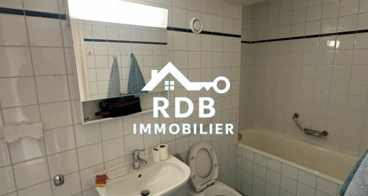 Appartement en duplex de 4,5 pièces au 1er étage situé à Onex 1213 image 9