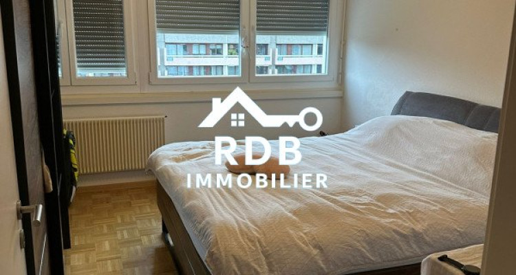 Appartement de 4 pièces au 9ème étage situé à Petit-Saconnex 1219 image 3