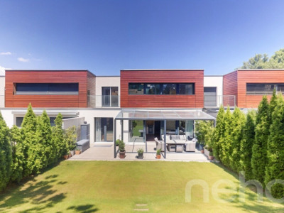 Jolie maison mitoyenne avec jardin, parfaitement entretenue image 1