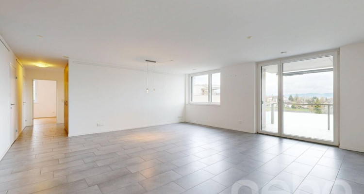 Moderne 5.5-Zi.-Wohnung mit Weitsicht und Balkon - Wil SG image 2