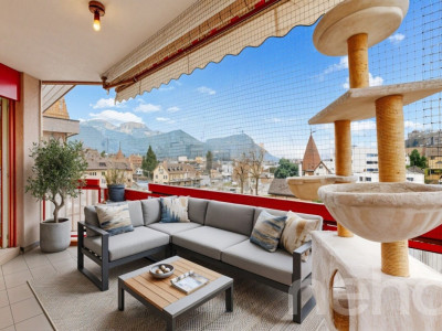 Appartement lumineux avec grande terrasse au c?ur de Châtel image 2