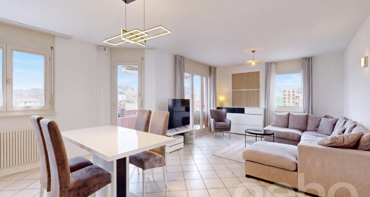 Appartement lumineux avec grande terrasse au c?ur de Châtel image 4