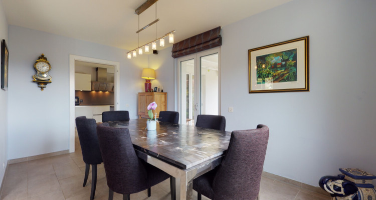 Élégance discrète en impasse ? villa familiale entre nature et ville image 5