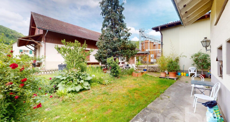 Charmantes Mehrgenerationenhaus mit viel Raum und Charakter image 3